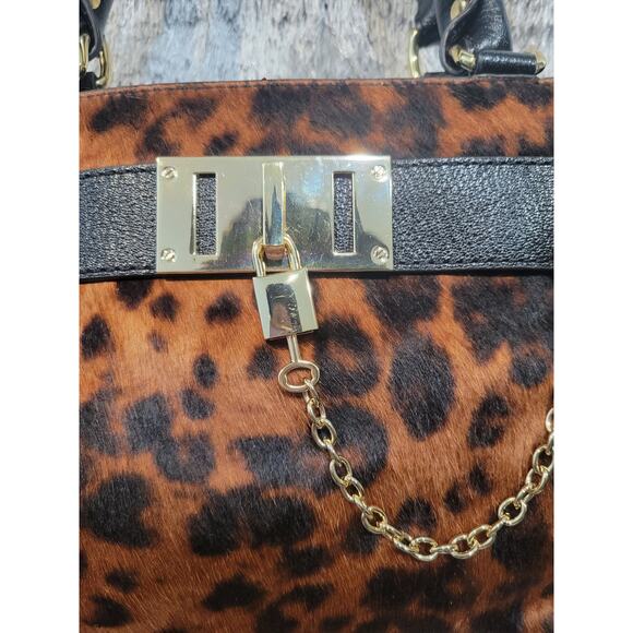 Antonio Melani | The Fearless Finisher – Leopard Print Gold Chain Satchel (New) - Picture 2 of 7